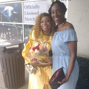 Meet your Posher, La'monye